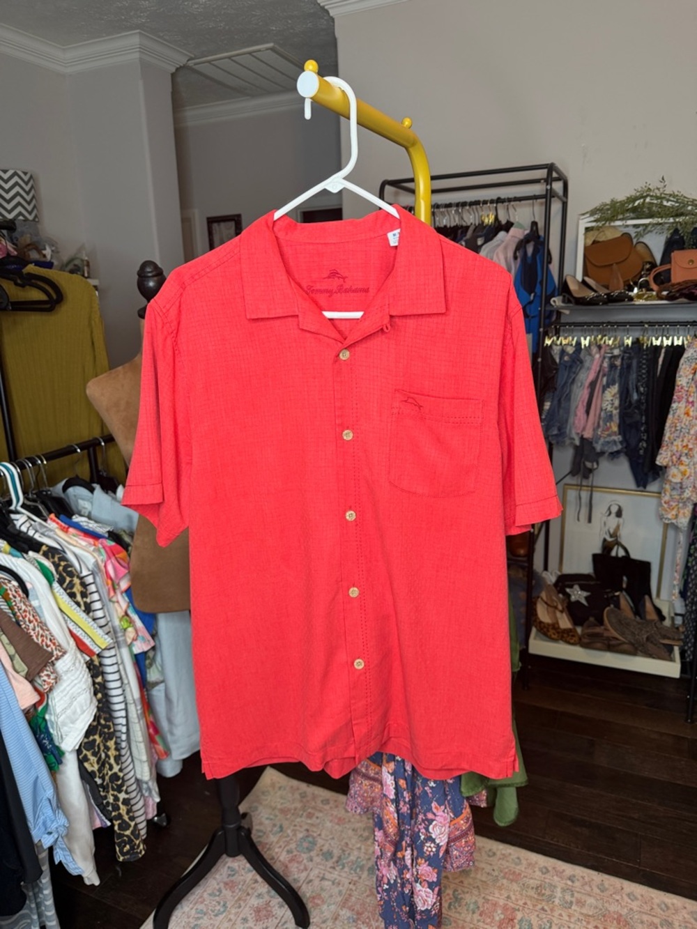 Tommy Bahama Red Short-Sleeve Islandzone Silk Blend Shirt